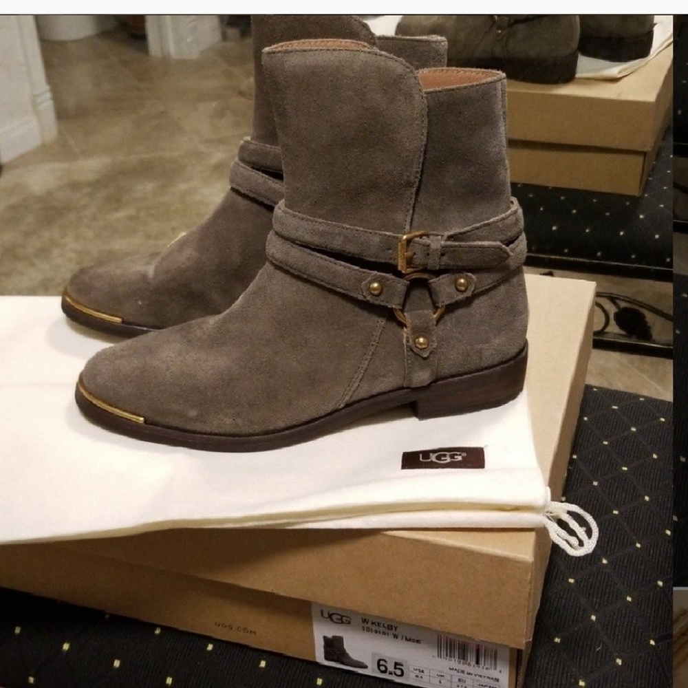 UGG Kelly boots